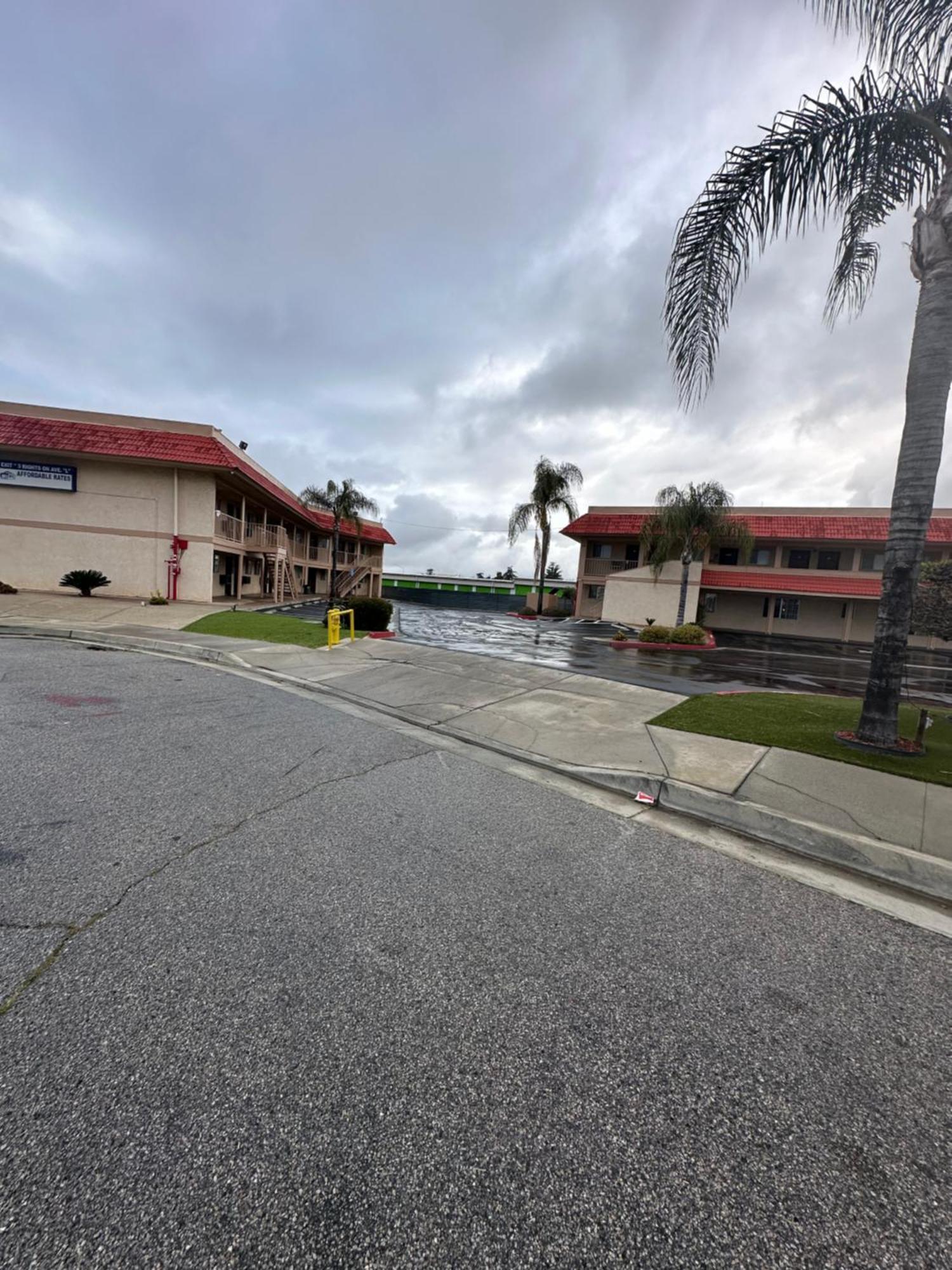 Americas Best Value Inn Calimesa Екстер'єр фото